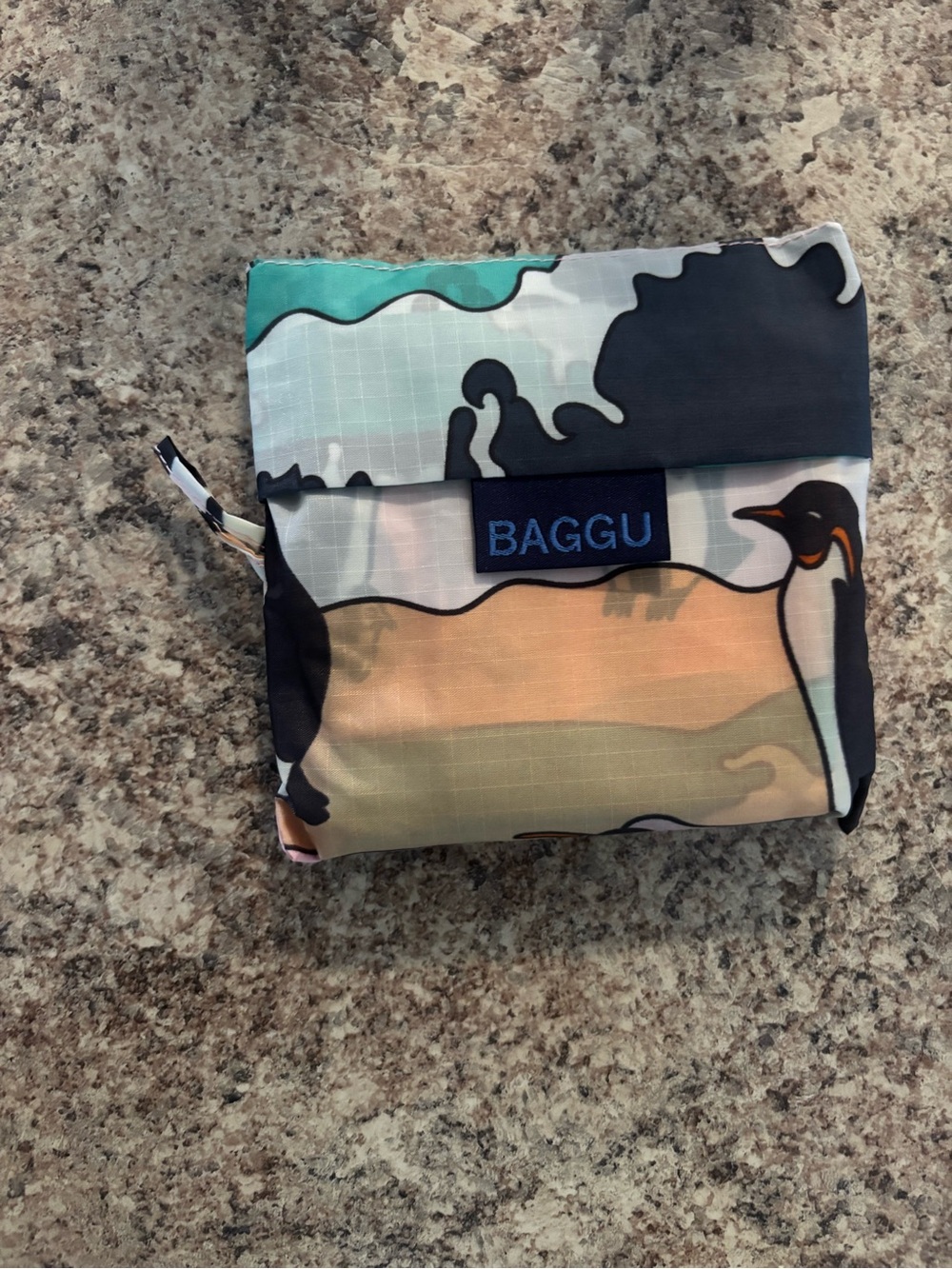 NWOT Baggu Penguin Standard Reusable Bag